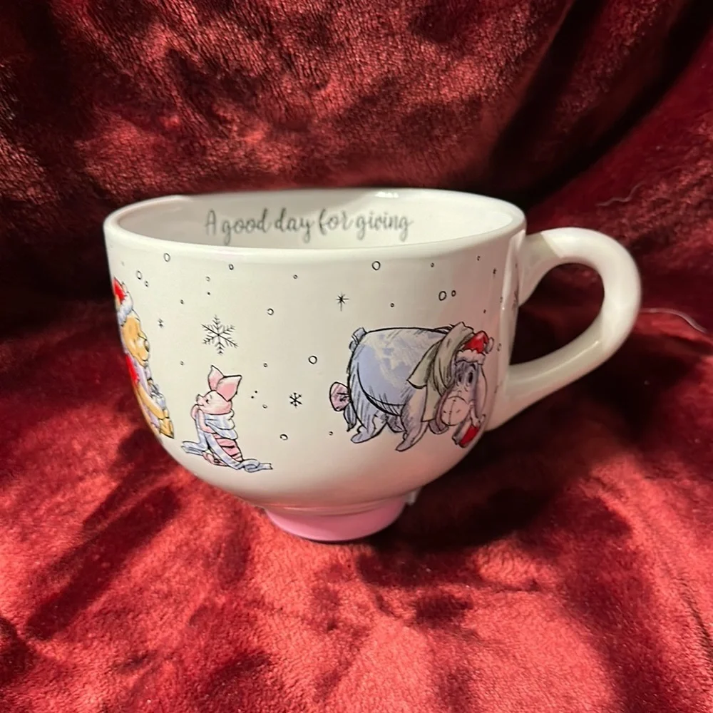 New Winnie the Pooh Christmas Mug
